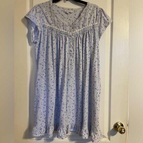 Eileen West 100% Cotton Blue White Floral Flutter Sleeve Nightgown‎ L Trad Wife - Picture 1 of 5